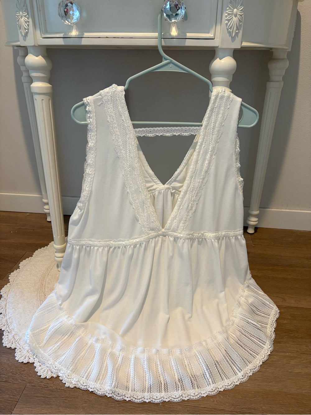 POL Ruffled Lace Tank - Picture 2 of 4